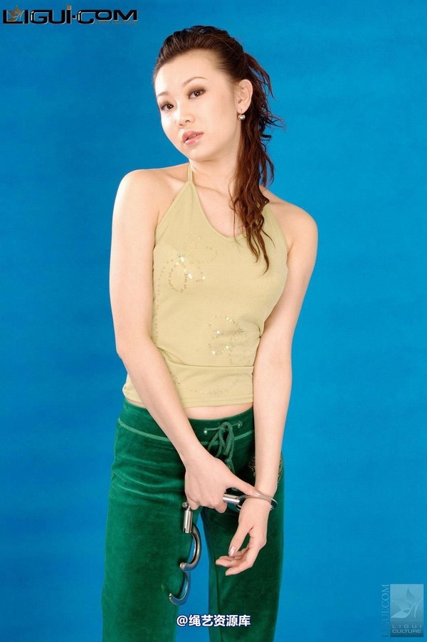 丽柜美束 - 2008-11-07 露露 6 第 7 张图片