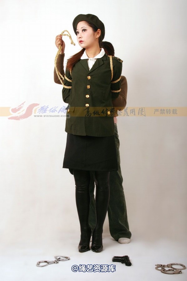 雅俗阁 - 20060401雅思警服 第 30 张图片