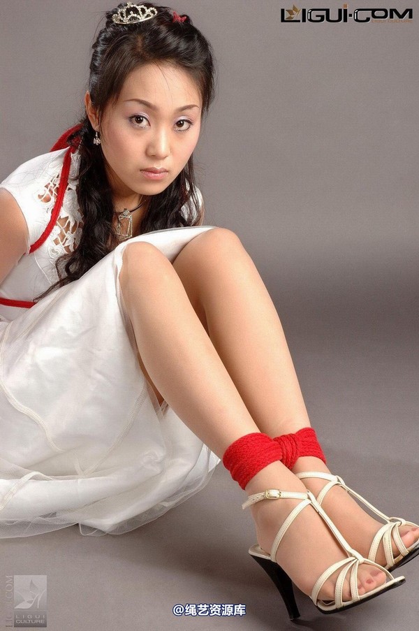 丽柜美束 - 2008-10-21 琳达 第 33 张图片