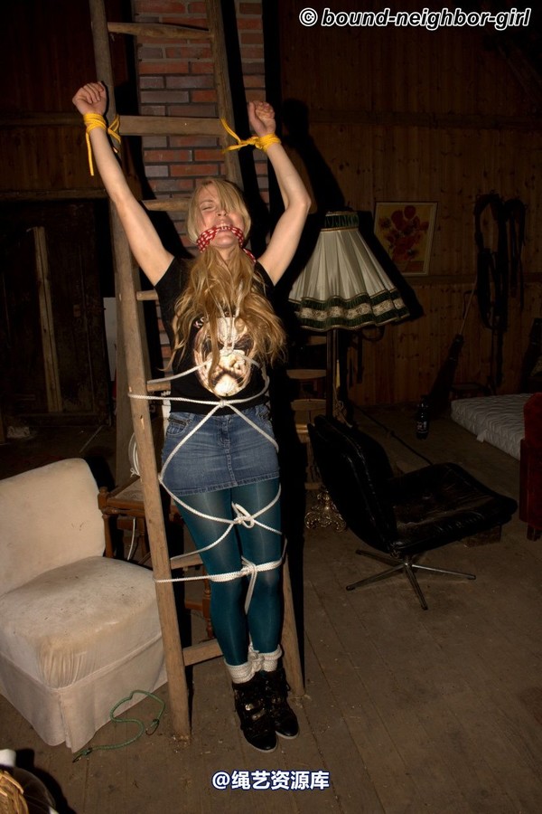 bound-neighbor-girl - Kate - Tied up in the attic 3 第 36 张图片