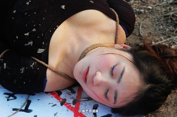 mj影视 - 2013-3-4陈沫踏青 黑丝美女最终的不归路 第 147 张图片