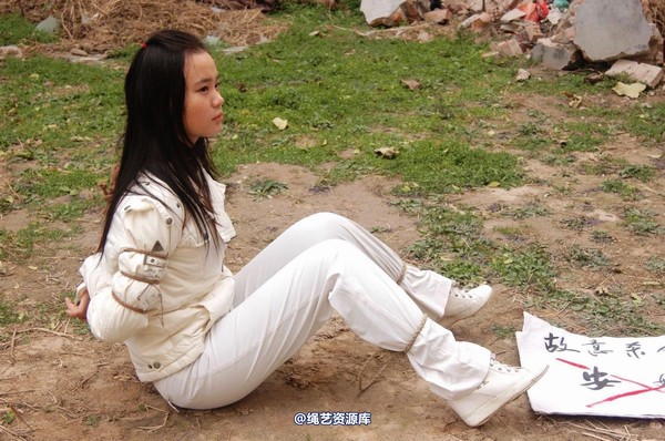 mj影视 - 安娜刑场2013-04-13 第 259 张图片