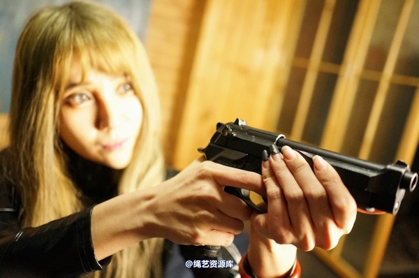 dk13美束馆 - 10.25-a乐乐黑色紧身衣-120P 第 21 张图片