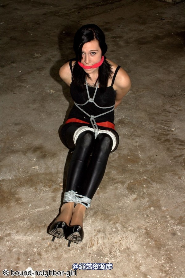 bound-neighbor-girl - Angel - Tied up in the ruins 1 第 43 张图片
