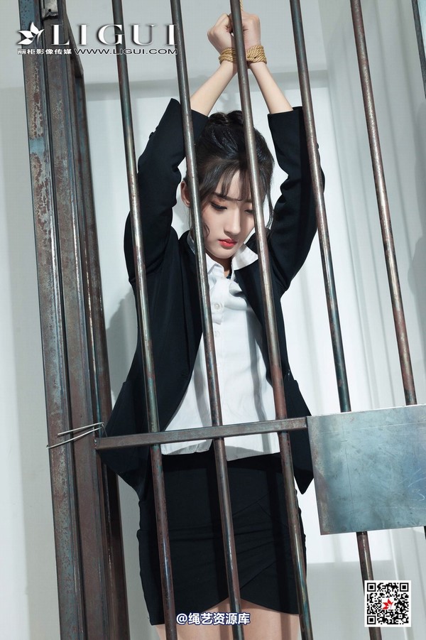 丽柜美束 - 2019-02-15 OL麻绳惩戒 王欣竹 第 39 张图片