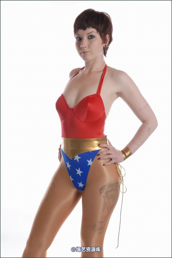 simplytied - Alt Wonder Woman 第 2 张图片
