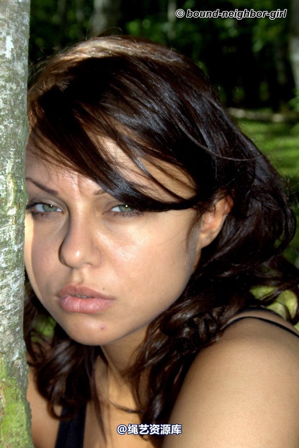 bound-neighbor-girl - Guest Helena - Alone in the forest 第 50 张图片