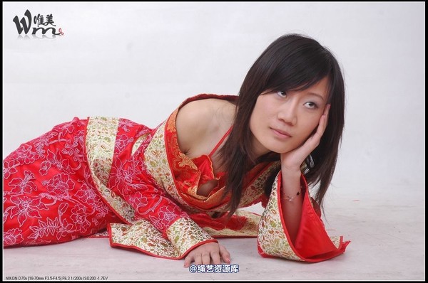 唯美之家 - 2008-11-20雯雯汉服 第 9 张图片