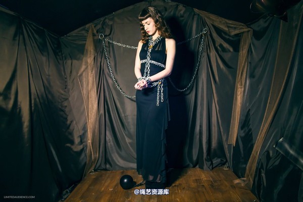 limitedaudience - 2014 fay lady in chains 2 第 30 张图片