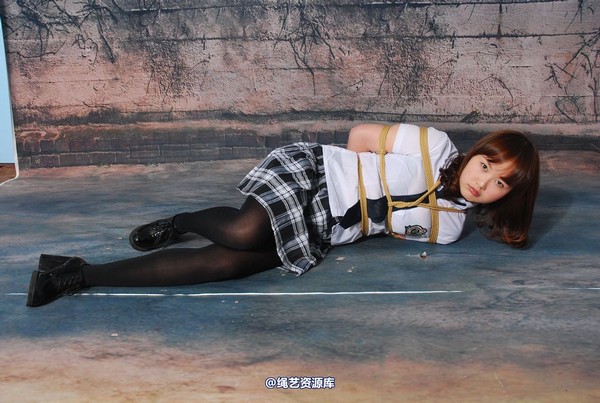 唯美之家 - 新模小芸学生装 第 6 张图片