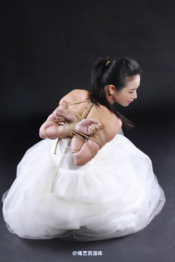 神艺缘 - 184-婚纱KB 第 2 张图片