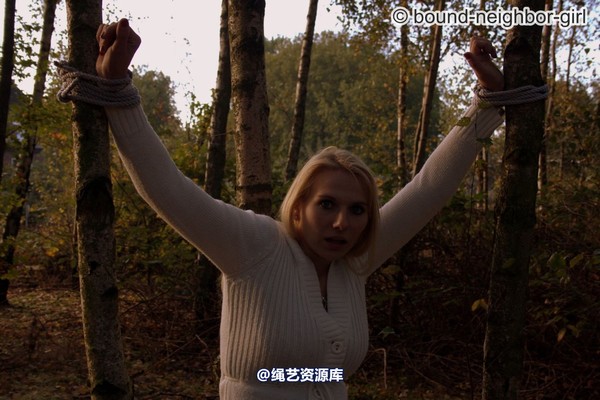 bound-neighbor-girl - Bambi - Tied up in the autumn woods Part 2 第 28 张图片