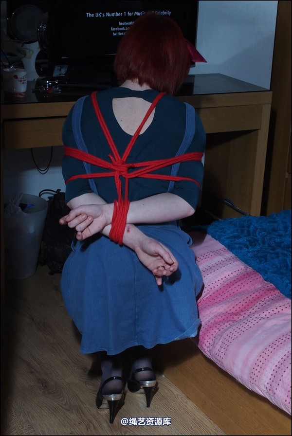 simplytied - RR in grey tights 第 10 张图片