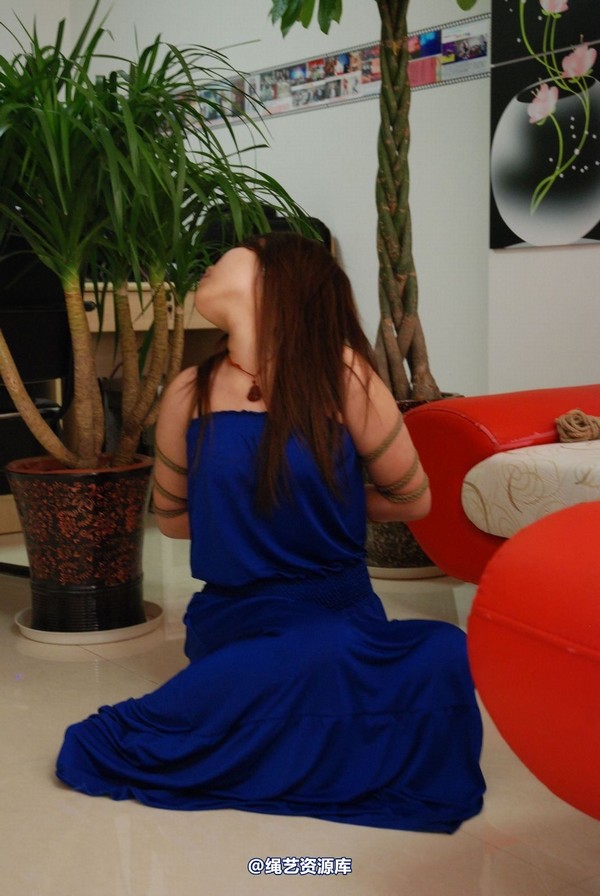 唯美之家 - 新模慕儿-蓝色礼服 第 112 张图片