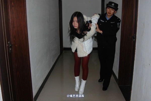 mj影视 - 安娜抓捕2013-04-13 第 30 张图片