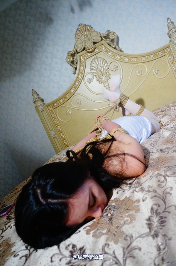 dk13美束馆 - 5.25-小溪白色睡衣-D120P 第 23 张图片