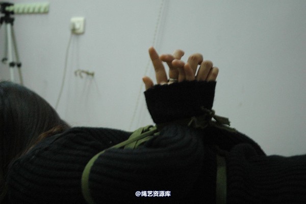 唯美之家 - 晓欣黑毛衣 第 49 张图片
