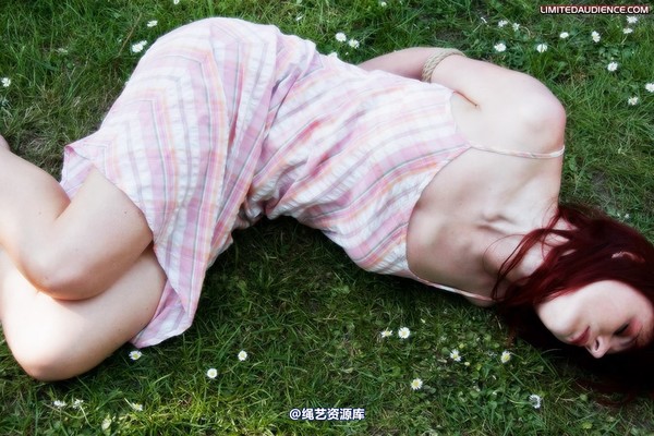 limitedaudience - 2009 scarlett cause and effect 第 16 张图片