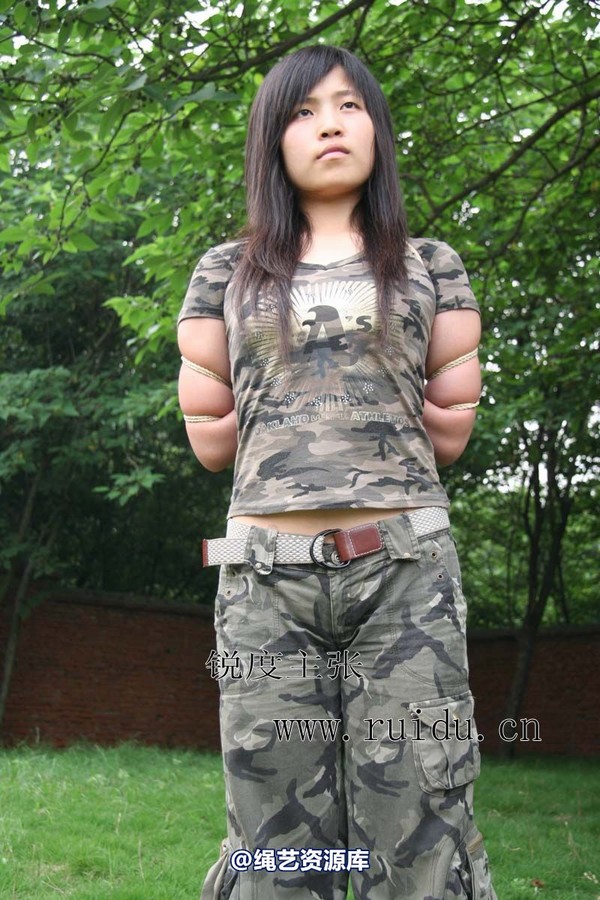 锐度主张 - 2009年第35期捆绑图（2009.7.27）模特;小爱 第 38 张图片