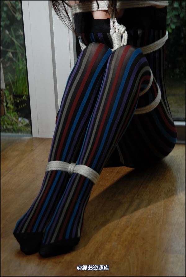 simplytied - Jinx in coloured strips 第 19 张图片