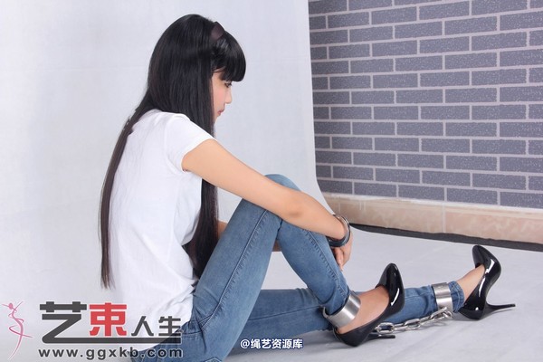 艺束人生 - 032-芬芬镣铐 第 90 张图片