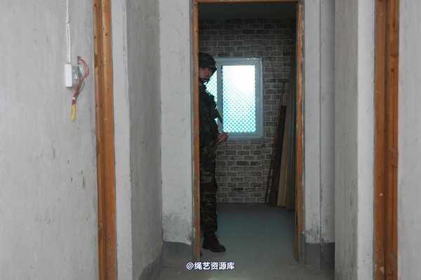 唯美之家 - 2010-5-18青竹军装照 第 1 张图片