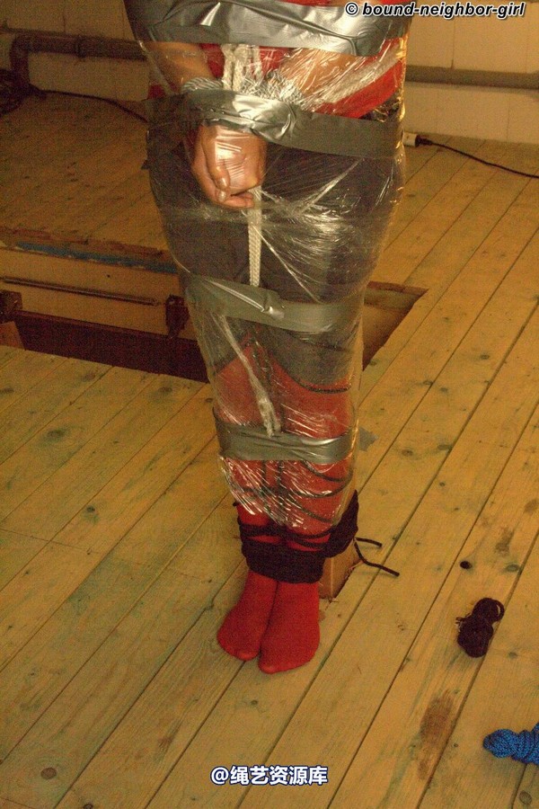 bound-neighbor-girl - Susan - Tied up in the Attic 2 第 41 张图片
