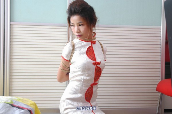 唯美之家 - 丽莎旗袍五花2010-7-24 第 4 张图片
