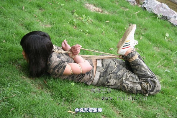 锐度主张 - 2009年第44期捆绑图（2009.8.31）模特：小爱 第 47 张图片