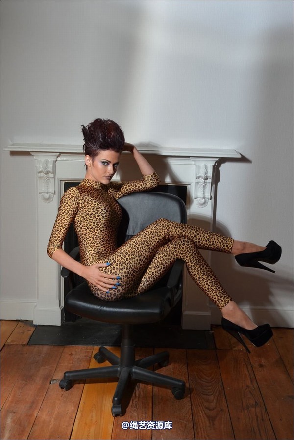simplytied - JG catsuit 第 2 张图片