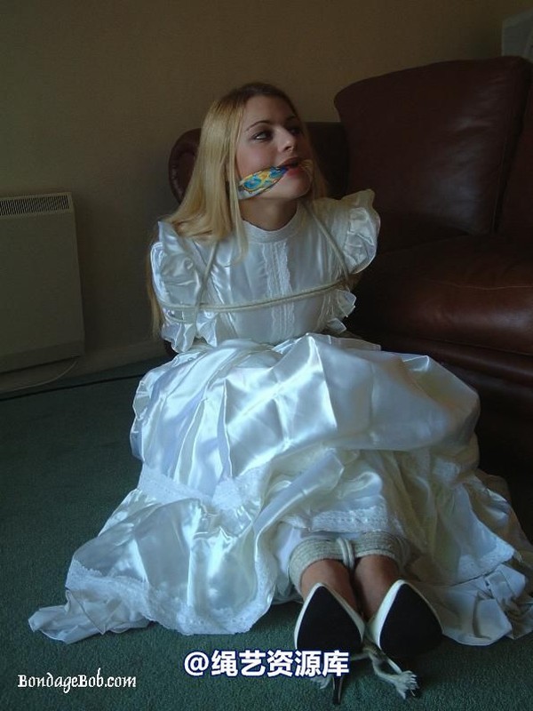 bondagebob - Linda Murray The wedding day 2 第 1 张图片