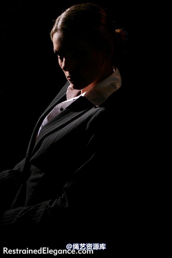 restrainedelegance - Femme Fatale 第 88 张图片