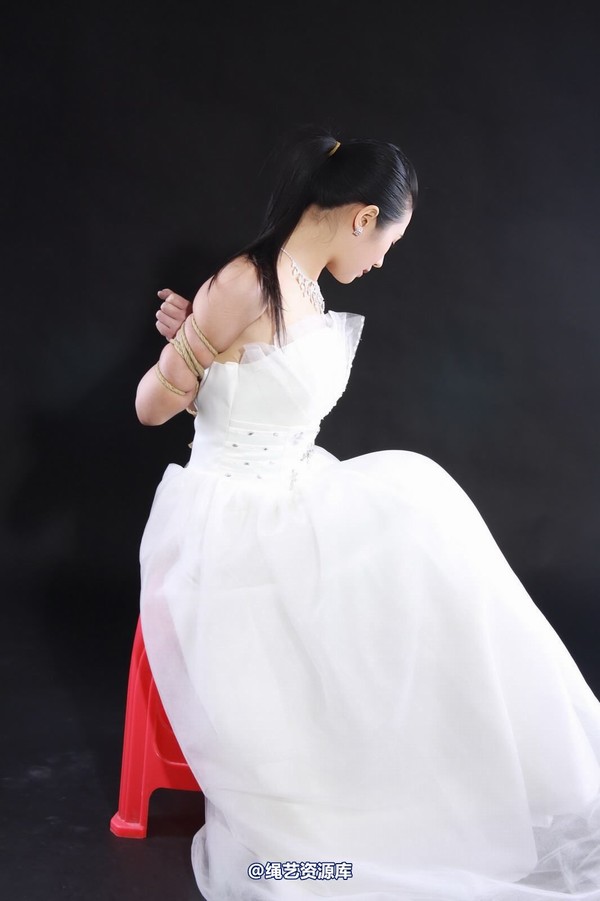 神艺缘 - 184-婚纱KB 第 66 张图片