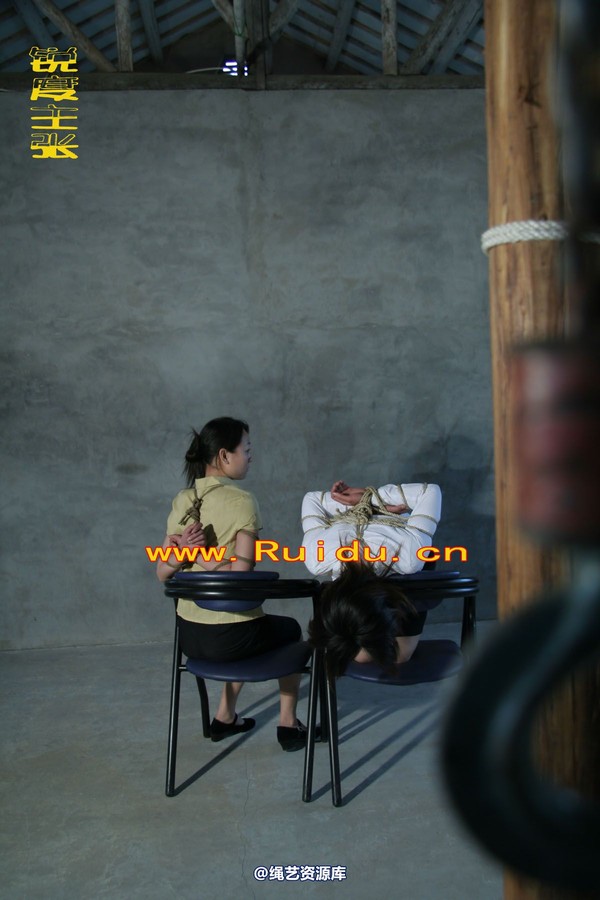 锐度主张 - 琳琳、妍妍衬衣、布鞋捆绑 第 15 张图片