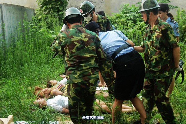 mj影视 - 血的代价执行刑场 第 149 张图片
