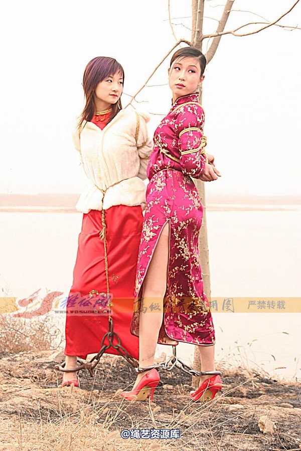 雅俗阁 - 20060331新太行采风---雪儿、雅柔旗袍合拍 第 139 张图片