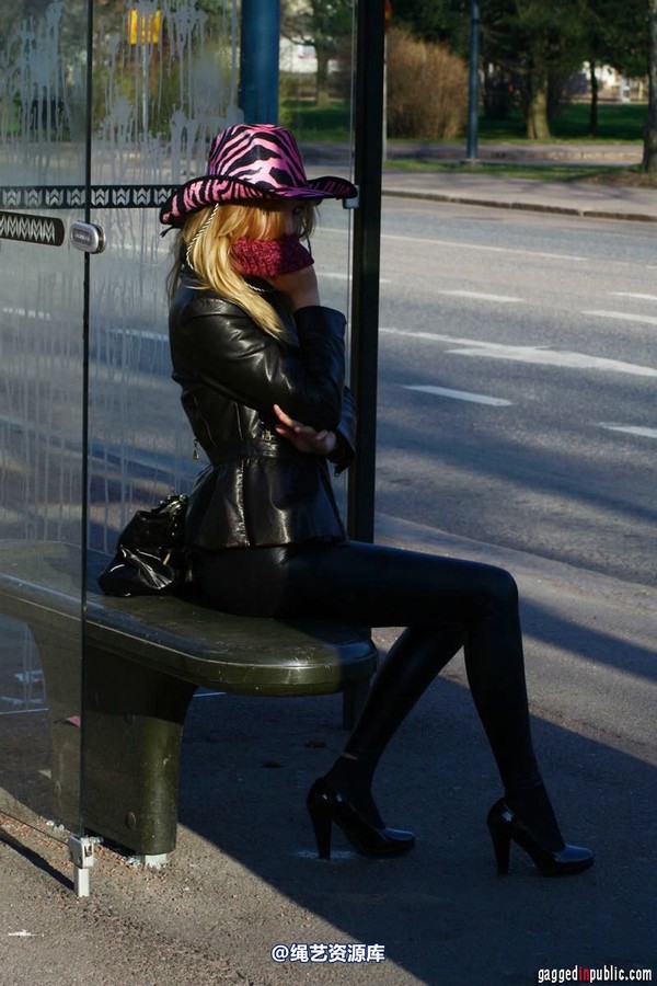gaggedinpublic - gip136 第 7 张图片