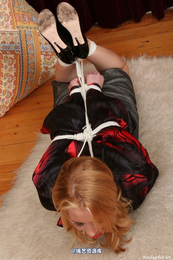 bondagebob - Eden Wells Stay put! 第 138 张图片