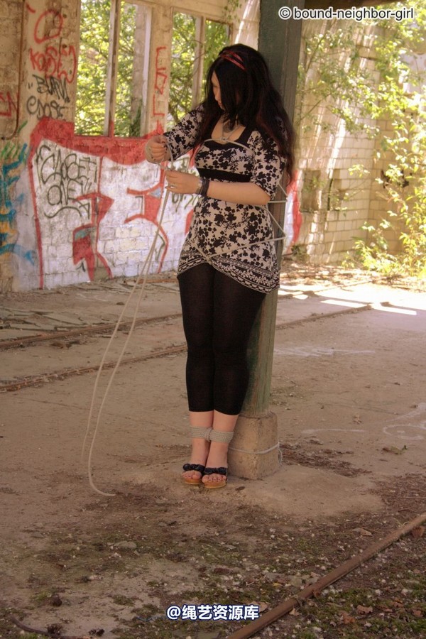 bound-neighbor-girl - Jasmin - Tied up in the ruins 1 第 47 张图片