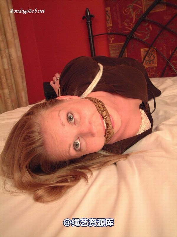 bondagebob - Missey Hogtied Hostage 第 39 张图片