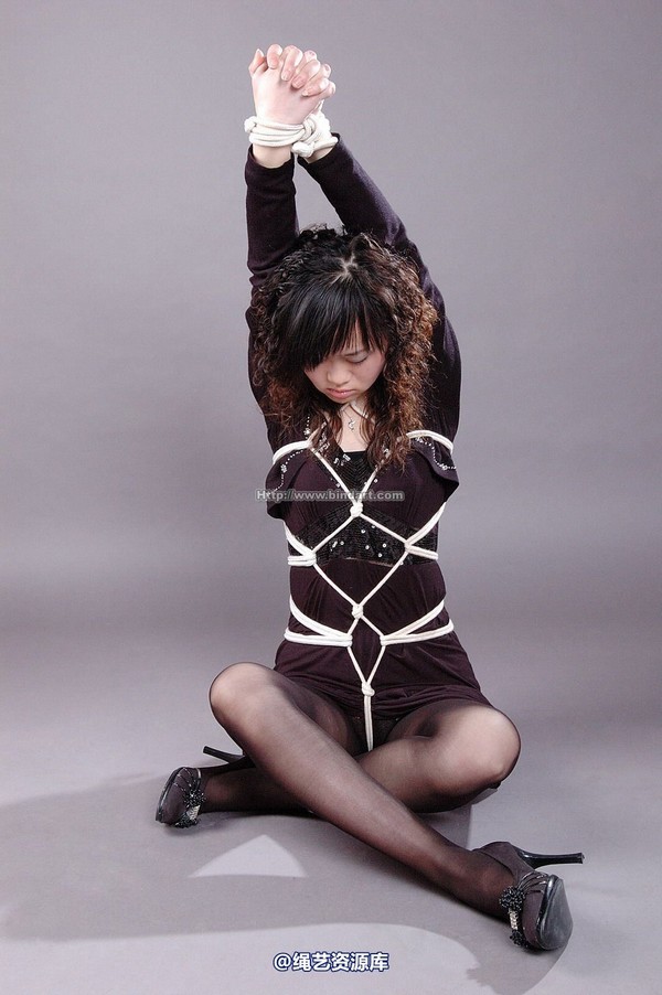 丽柜美束 - 2006-05-19 第 22 张图片