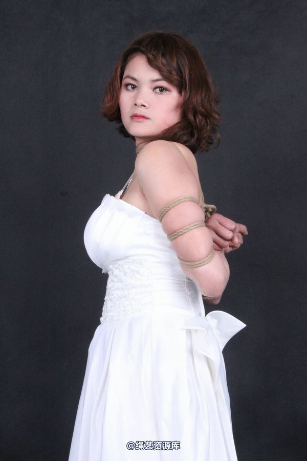 胜景山庄 - 140-美琳婚纱 第 14 张图片