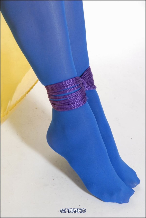 simplytied - More blue tights 第 33 张图片