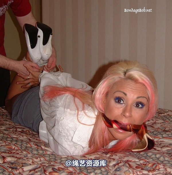 bondagebob - Stacy Burke One more shoot! 第 17 张图片