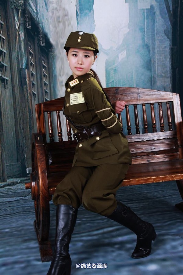 神艺缘 - 235-美式女制服 第 18 张图片