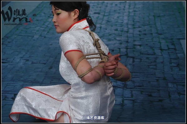 唯美之家 - 08-05-07新模特三 第 220 张图片