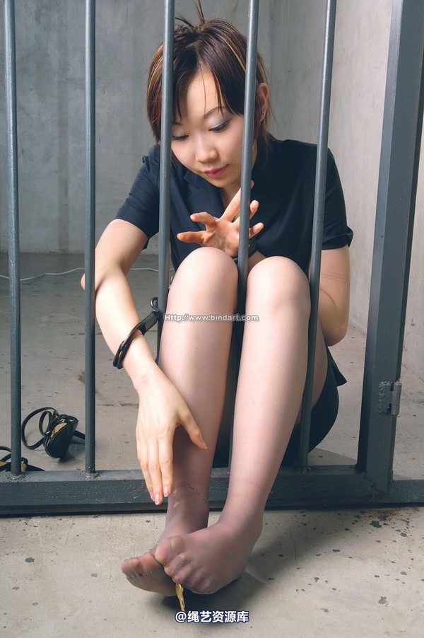丽柜美束 - 2005-07-11 第 29 张图片
