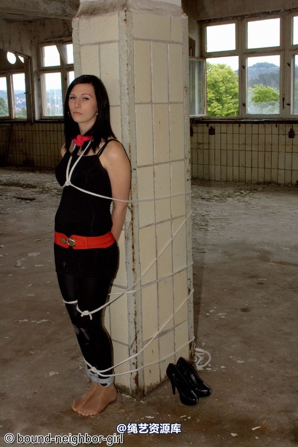 bound-neighbor-girl - Angel - Tied up in the ruins 2 第 21 张图片