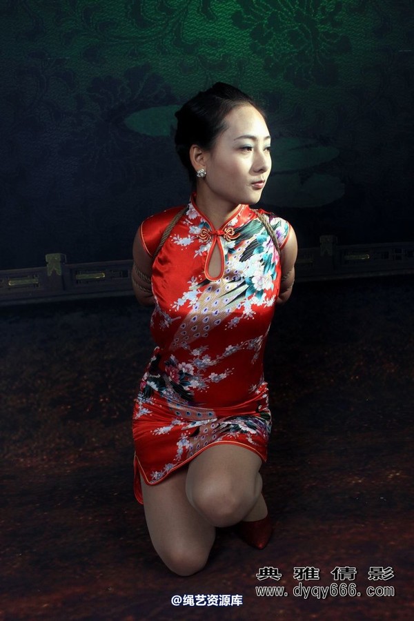 典雅倩影 - 021-“婉”约清纯红湿里 “婷”婷玉立扬尘去 第 14 张图片