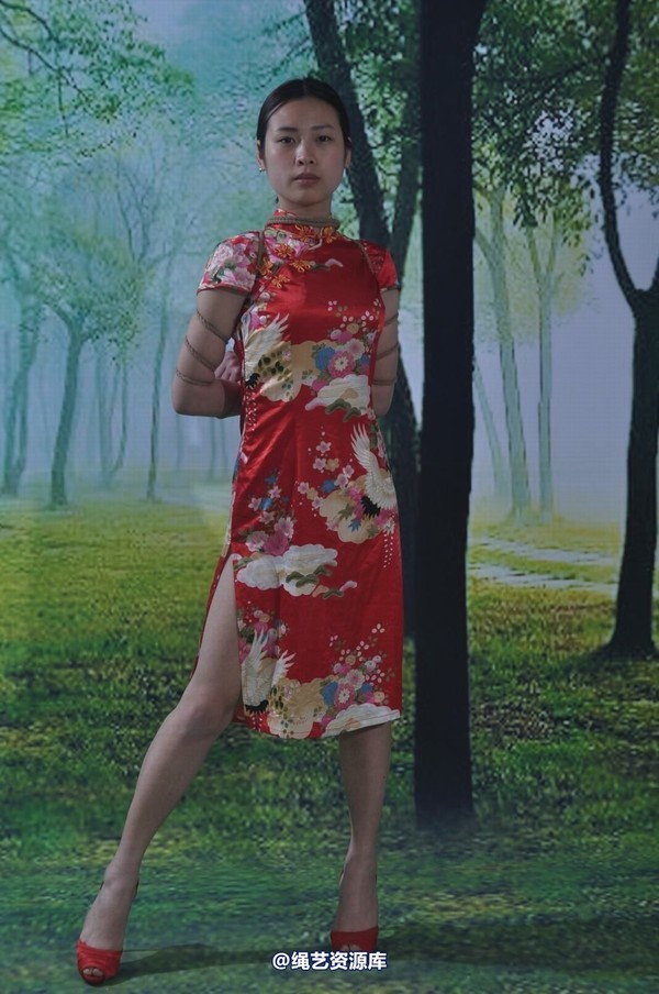 mj影视 - 三大模特争秀1 第 60 张图片